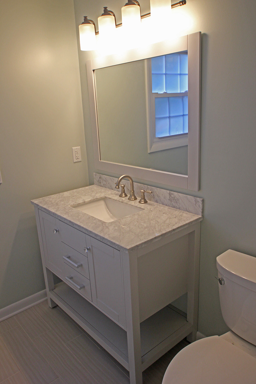 bath remodel vanity mirror