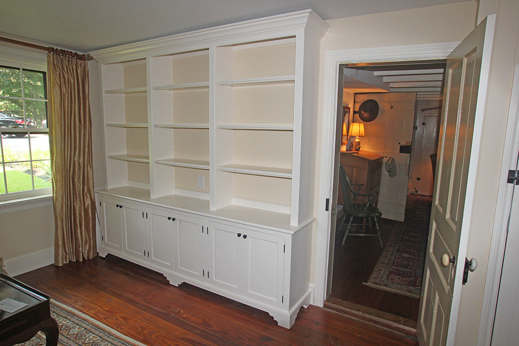 custom woodworking built-in shelves